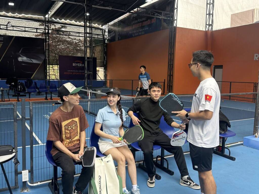 Học phí Pickleball Hà Nội phụ thuộc vào mô hình lớp học