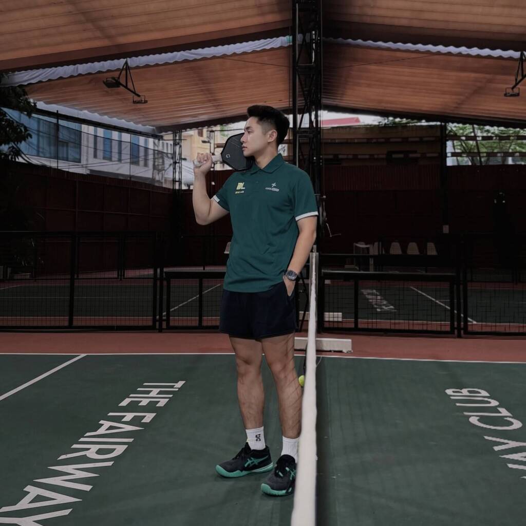 Coach Nguyễn Tiến Hùng 