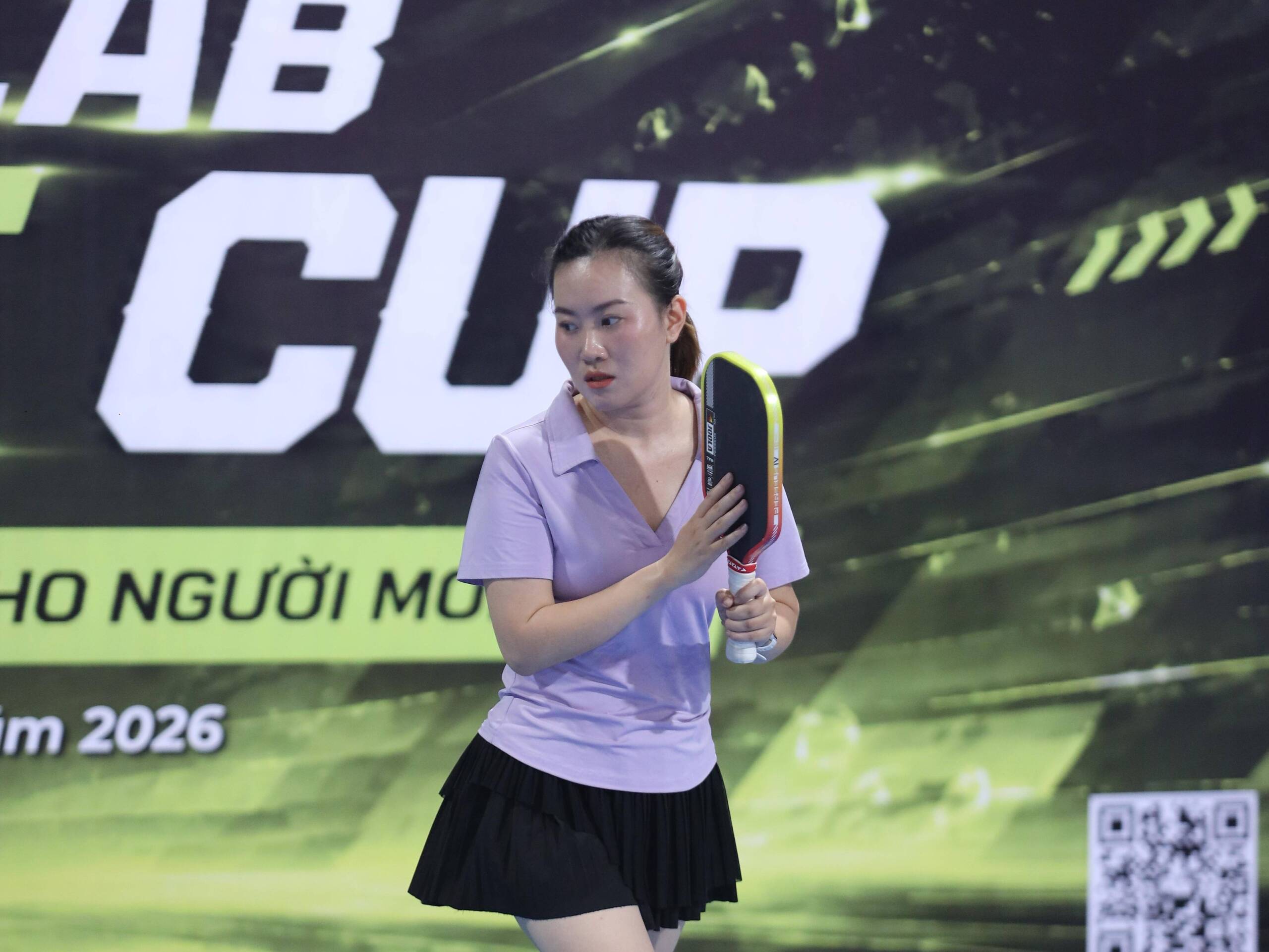  Học viên luyện Forehand trong giáo trình Pickleball cho người mới