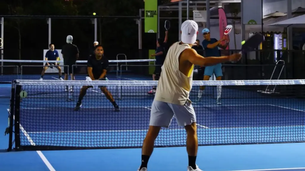 Khu vực Kitchen và vị trí trên sân Pickleball