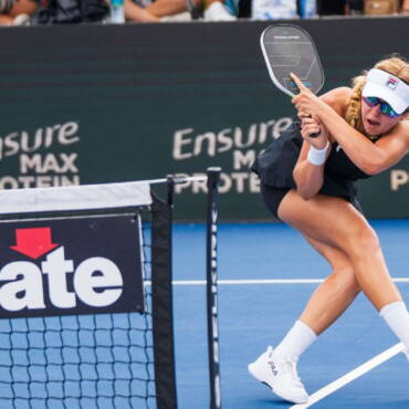 Anna Leigh Waters thi đấu Pickleball