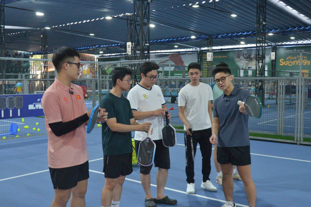 Học Pickleball Thanh Xuân cho người mới tại Dink Lab